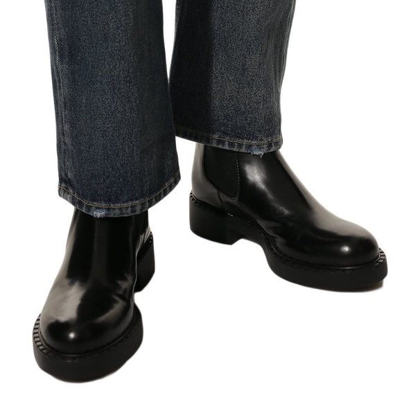 PRADA Spazzolato Leather Chelsea Boots in Black Size 39.5 - Picture 5 of 6